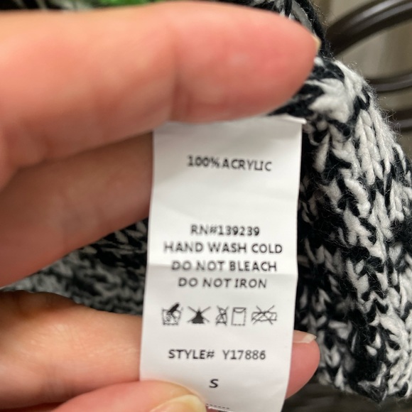 DO + BE Cardigan - Picture 4 of 5